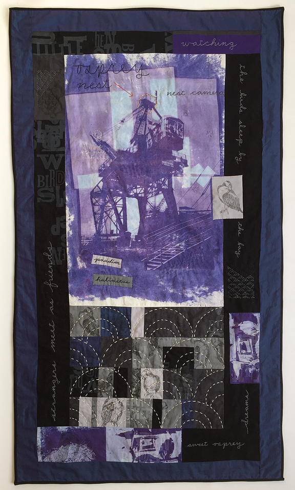 quilt with whirley crane in the center